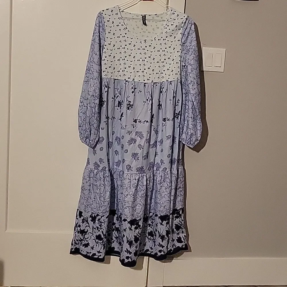 NORACORA NEW dress, size M Pettit - Picture 2 of 4